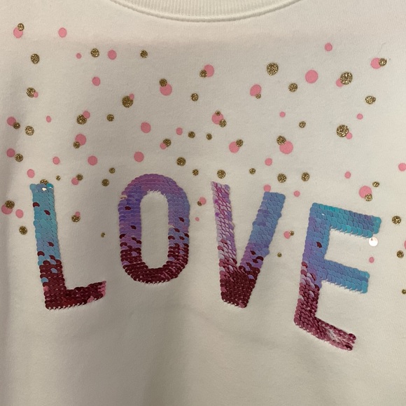 OshKosh B’Gosh new sweatshirt with love and flippy sequins size 12 - Picture 4 of 4